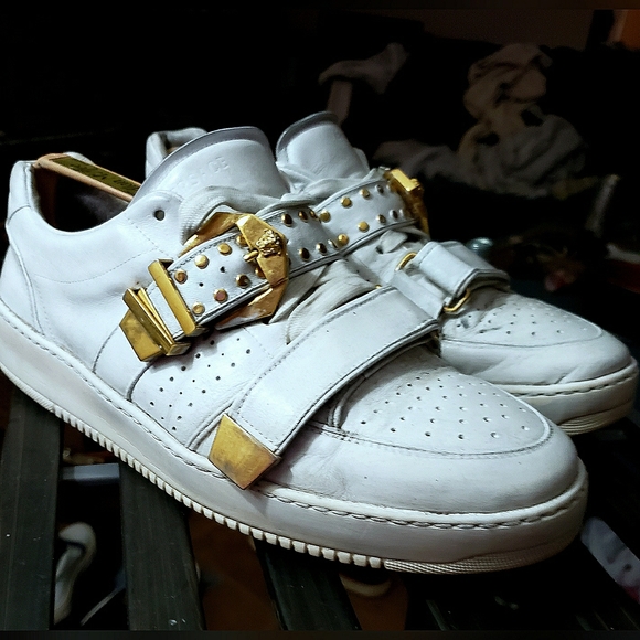 Versace studded leather  sneakers - Picture 7 of 8